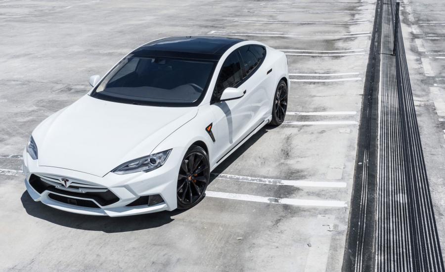  Tesla Model S P90D by Larte Design 2016 года  (фото 2 из 5)